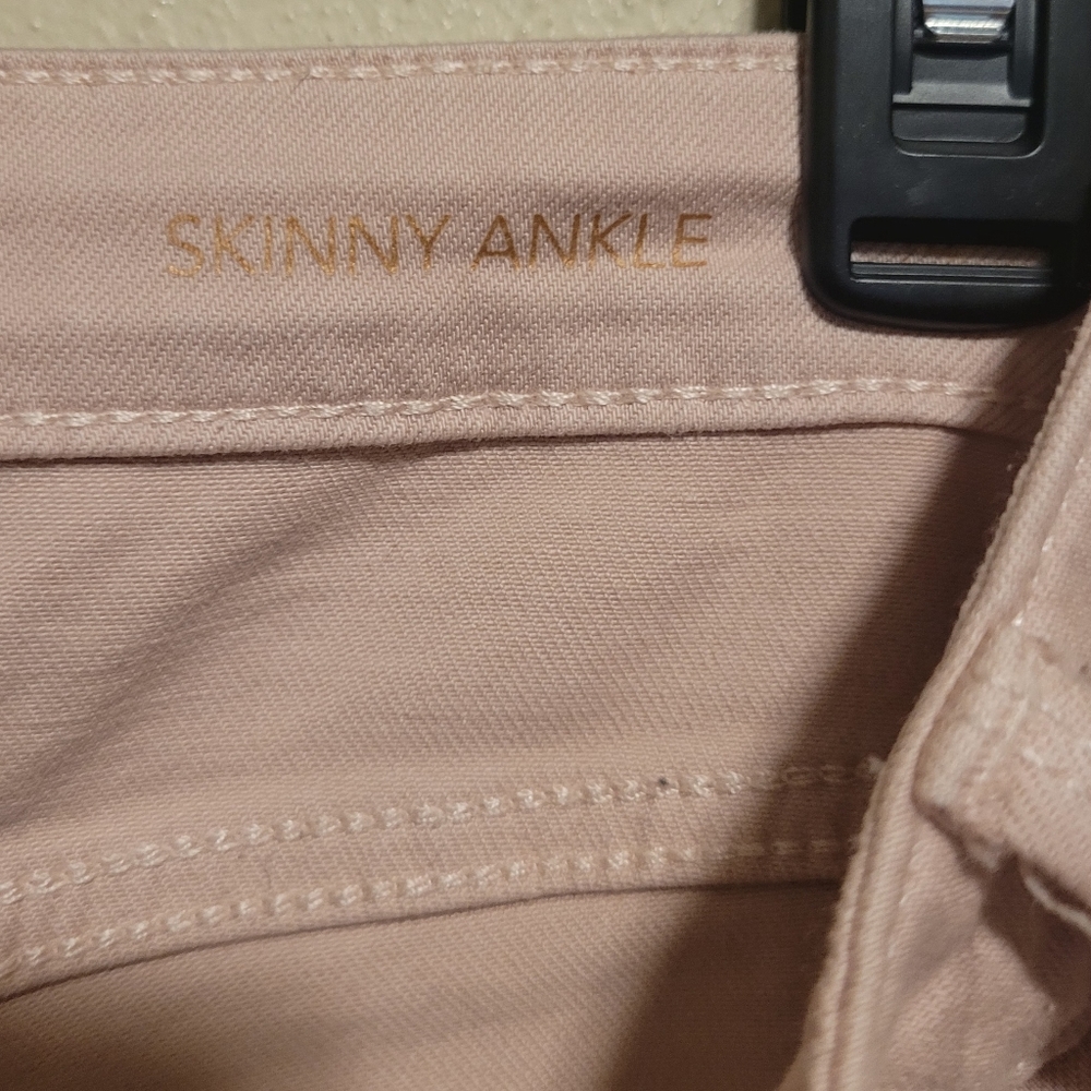 Jennifer Lopez skinny ankle pants - Picture 6 of 12